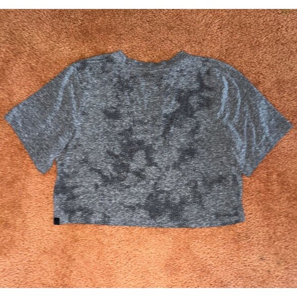 Lululemon Lab Gray Relaxed Cropped Crewneck T-Shirt Soft Wick Fabric Size 6 - Picture 5 of 8